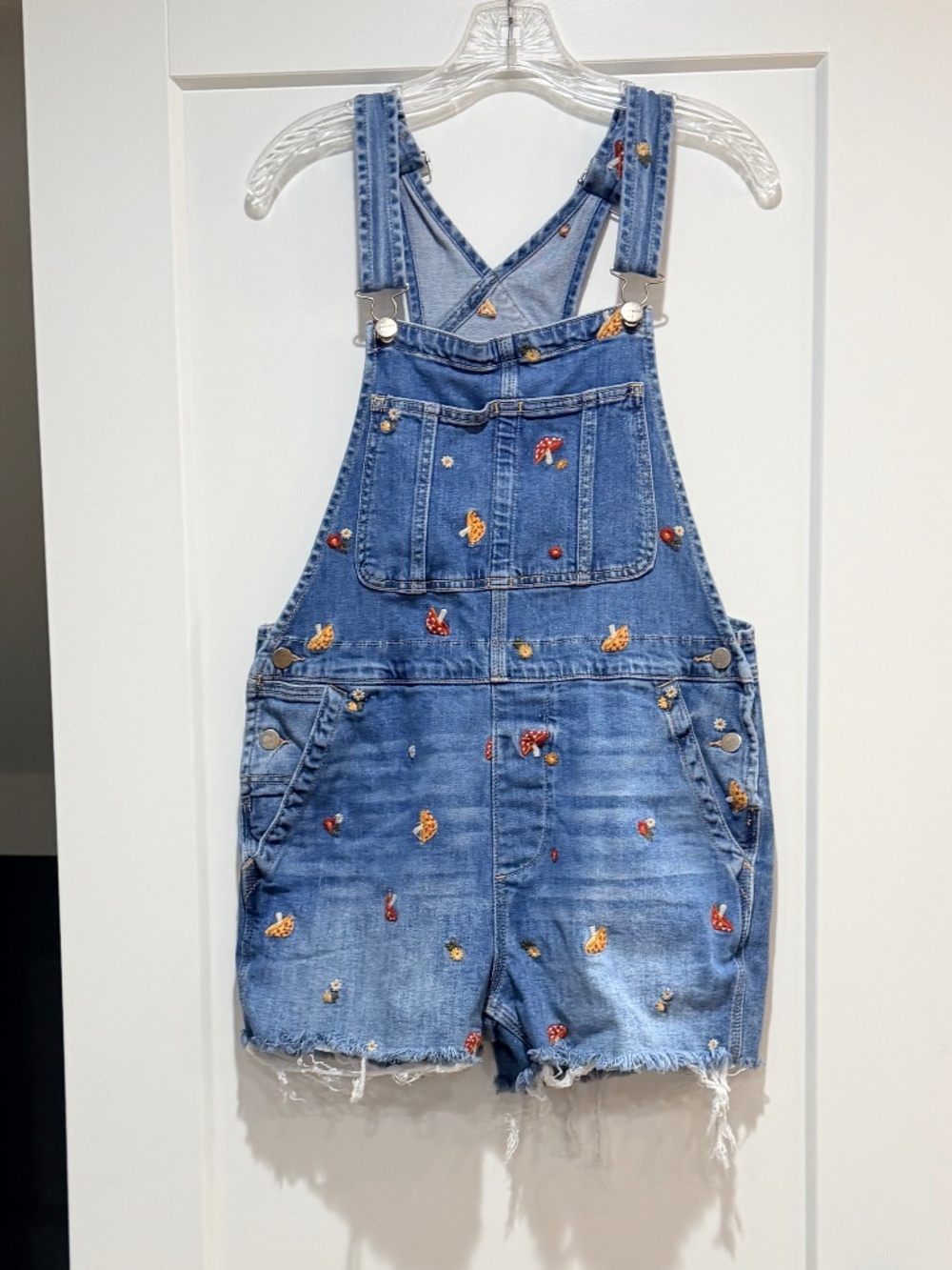 Driftwood Embroidered Shortalls Short Overalls Women's Size S Denim Shorts